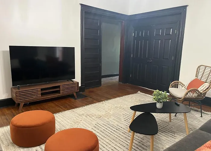Stylish 1St Floor 2Br Apartment 1King And 1Queen
